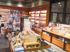 -西西弗书店(三峡广场湟恩新纪元购物广场店)