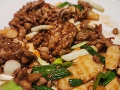 -湖畔鲁菜·二十年老字号餐厅(大明湖店)
