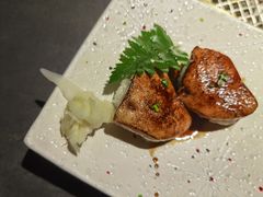 -铭牛烧肉·和牛海鲜自助(高新月牙湖店)