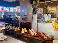 -青岛即墨希尔顿逸林酒店·開自助餐厅