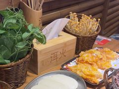 -洱火云南酸菜牛肉火锅(石景山当代商城店)