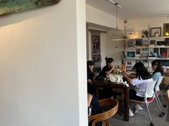 -巴浪鱼咖啡馆 Local Fish