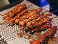 -喝丢一只鞋海鲜烧烤·海肠捞饭(东关街店)