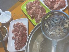 -养牛邓·潮汕牛肉海鲜自助火锅(广州店)