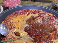 -黄潇洒老火锅(九眼桥宏济巷店)