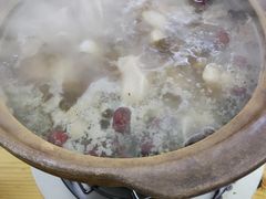 -威邵鸡煲(西华路总店)