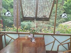 -小小饭店·休闲农庄·安吉松树林里的农家菜