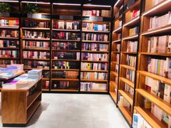 -新华书店(永安路店)
