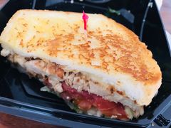 -The Habit Burger Grill 哈比特汉堡(爱琴海店)