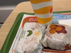 -麦当劳(轻轨曹杨路店)