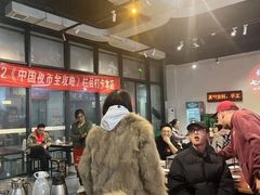 -764厂烧烤总店