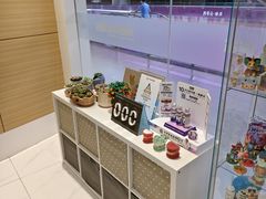 -瑞尔齿科(上海长风大悦城店)