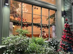 -玛格萝妮比萨屋(陆家浜路店)