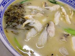 -明呈黄鱼面馆(斜土路店)