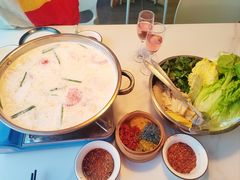 -夏屿湖畔.落日湖景餐厅(普者黑景区店)