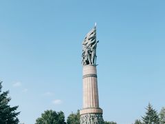 -人民防洪胜利纪念塔