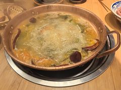 -洱火云南酸菜牛肉火锅(石景山当代商城店)