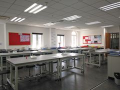 -上海惠灵顿外籍人员子女学校