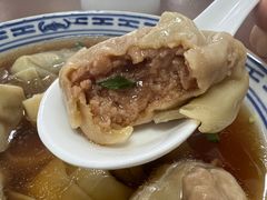 鲜肉馄饨-古徽州馄饨店(宝安路店)