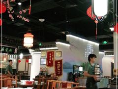 大堂-卢大鲜鱼头捞饭(美利广场店)