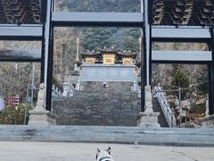 -冕宁灵山寺