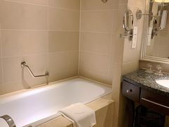 -武汉汉口火车站东方建国大酒店