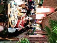 -野山舂·贵州现舂酸汤火锅(鸿通城店)