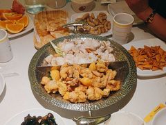 -小鱼小牛(世欧广场店)