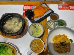 -馋三尺蟹粉小笼(人民广场店)