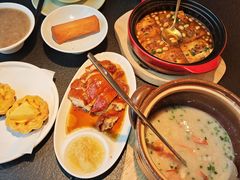 -蝴蝶里·粤菜·点心(滨江龙湖店)
