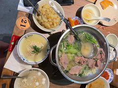 -肖四女乐山跷脚牛肉(世博源店)