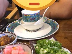 -毛辣果·贵州红酸汤牛肉火锅(西单店)