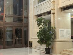 -碧中海汤泉汗蒸酒店