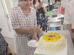 -群丽化妆摄影美甲纹绣培训学校