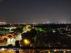 -顽啤熊·酒客酒馆(苏城夜景必选店)