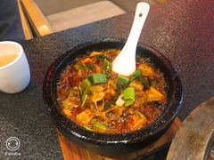 -万重锦·人文川菜馆(骡马市店)