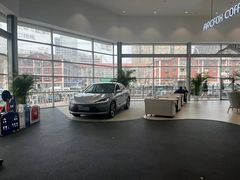 -北汽鹏龙ARCFOX极狐(国贸店)