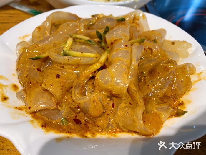 安诚居干锅鸭头(八角店)东北拉皮图片
