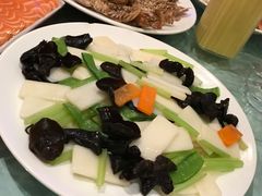 -御满江海鲜酒家(洛溪新城店)