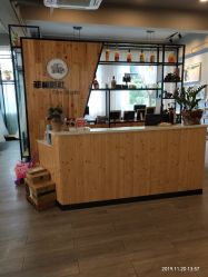 -菲林婚纱摄影工作室