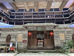 -南靖田螺坑土楼群景区