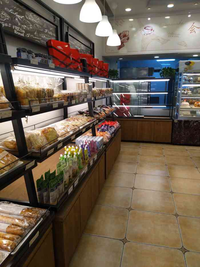 丹比艺术蛋糕(濮家店)-"还行 习惯好评 老牌子 离家近 会经常光.