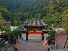 -楠柏弯休闲山庄(梨花溪店)