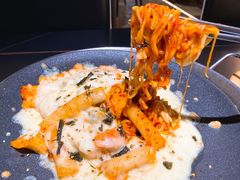 芝士拉面炒年糕-博欧姆新派韩国料理·炸鸡(艾尚店)