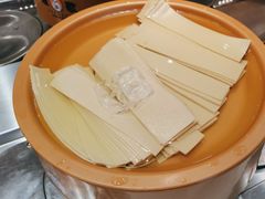 -龍歌自助小火锅(市北CBD万达店)