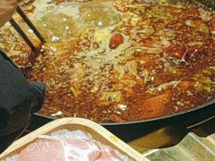 -旧街市鲜货老火锅(大光路店)