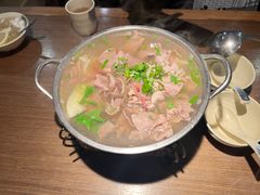 跷脚牛肉小锅-肖四女乐山跷脚牛肉(世博源店)