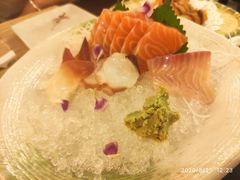 三文鱼刺身寿司拼盘-科尔海悦酒店樱之河日本料理(清河东路店)