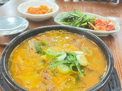 猪骨汤饭-旺清进洞米肠汤