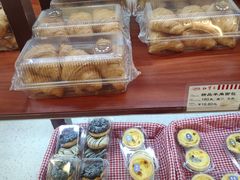 -红宝石·鲜奶小方·海派西点房(浦三店)